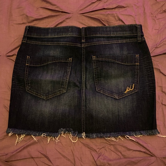 👖Express Denim Mini Skirt👖 - Picture 2 of 2